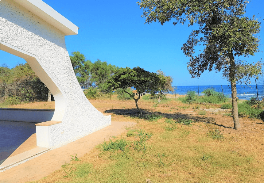 Beautiful natural location for living